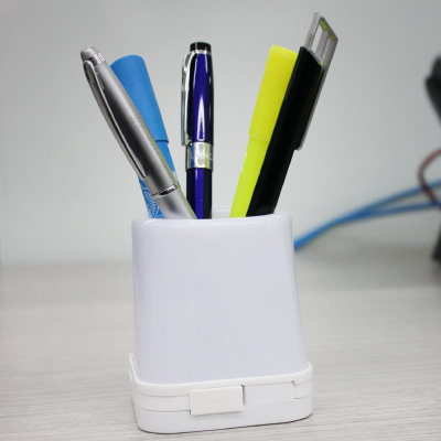 Portalapices con luz- Puerto USB